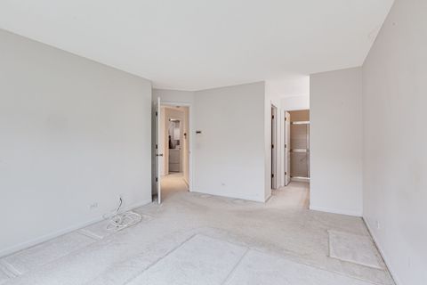 Tiny photo for 353 Satinwood Court S, Buffalo Grove, IL 60089 (MLS # 12604486)