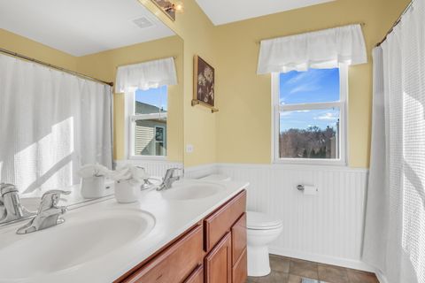 Tiny photo for 1042 Sanderling Court, Antioch, IL 60002 (MLS # 12560048)