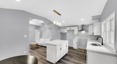 Tiny photo for 15343 8th Avenue, Phoenix, IL 60426 (MLS # 12623276)