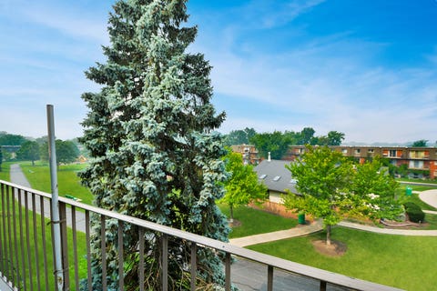 Tiny photo for 575 FAIRWAY VIEW Drive #3H, Wheeling, IL 60090 (MLS # 12707429)