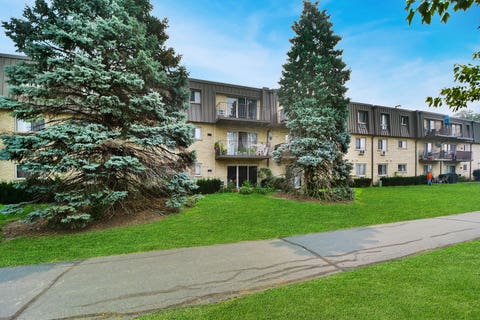 Tiny photo for 575 FAIRWAY VIEW Drive #3H, Wheeling, IL 60090 (MLS # 12707429)
