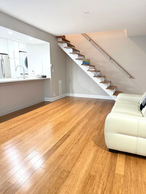 Tiny photo for 618 E Old Willow Road #183-B, Prospect Heights, IL 60070 (MLS # 12607519)