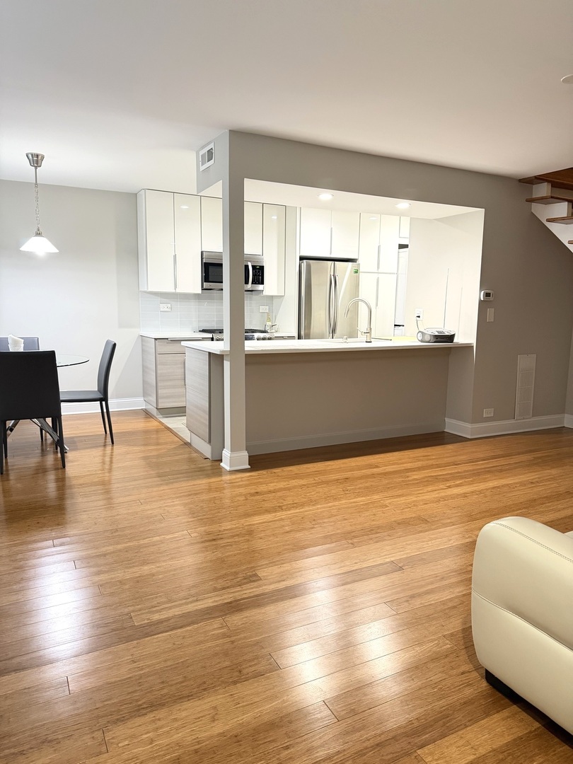 618 E Old Willow Road 183-B