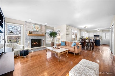 Tiny photo for 2060 Arapaho Drive, West Chicago, IL 60185 (MLS # 12592922)