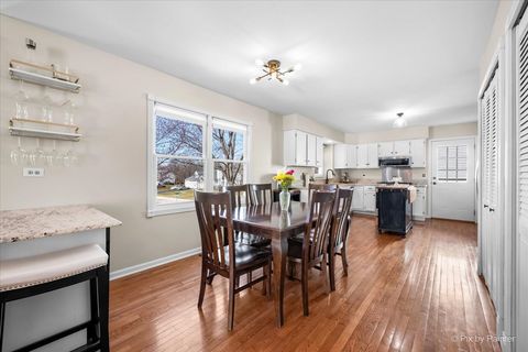 Tiny photo for 2060 Arapaho Drive, West Chicago, IL 60185 (MLS # 12592922)