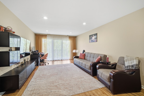 51 Old Oak Drive 414