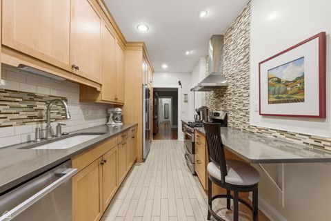 Tiny photo for 5528 S Blackstone Avenue #1S, Chicago, IL 60637 (MLS # 12625386)