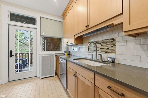Tiny photo for 5528 S Blackstone Avenue #1S, Chicago, IL 60637 (MLS # 12625386)