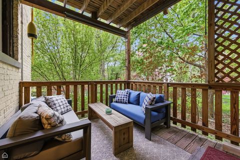 Tiny photo for 5528 S Blackstone Avenue #1S, Chicago, IL 60637 (MLS # 12625386)
