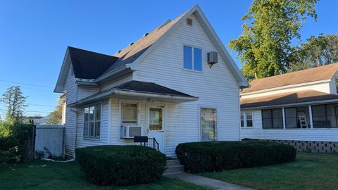 Photo of 113 W Delaware Street, Dwight, IL 60420 (MLS # 12490955)