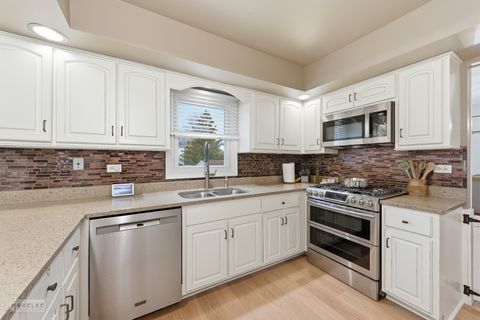 Tiny photo for Shorewood, IL 60404 (MLS # 12510530)