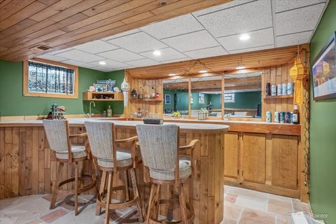Tiny photo for 163 S Circle Avenue, Bloomingdale, IL 60108 (MLS # 12702090)