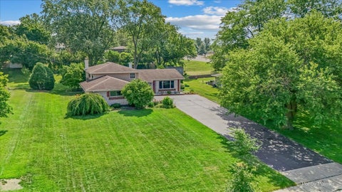 Tiny photo for 163 S Circle Avenue, Bloomingdale, IL 60108 (MLS # 12702090)