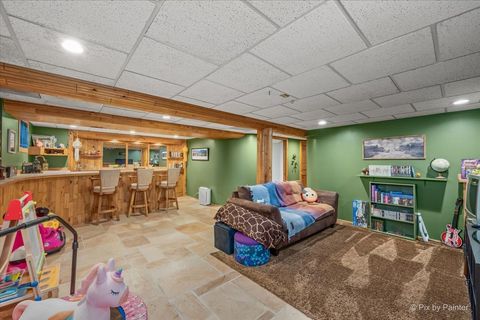 Tiny photo for 163 S Circle Avenue, Bloomingdale, IL 60108 (MLS # 12702090)