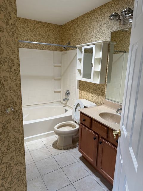 Tiny photo for 955 EMERALD Drive, Pingree Grove, IL 60140 (MLS # 12660198)