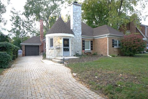 Tiny photo for 6826 N Knox Avenue, Lincolnwood, IL 60712 (MLS # 12507084)