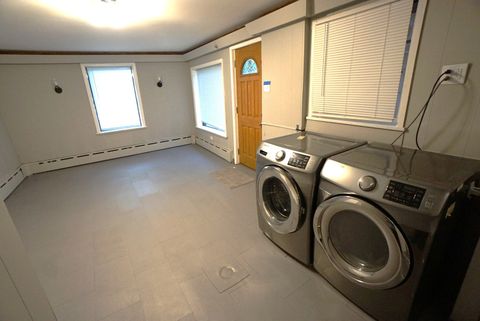 Tiny photo for 6826 N Knox Avenue, Lincolnwood, IL 60712 (MLS # 12507084)