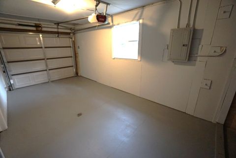 Tiny photo for 6826 N Knox Avenue, Lincolnwood, IL 60712 (MLS # 12507084)