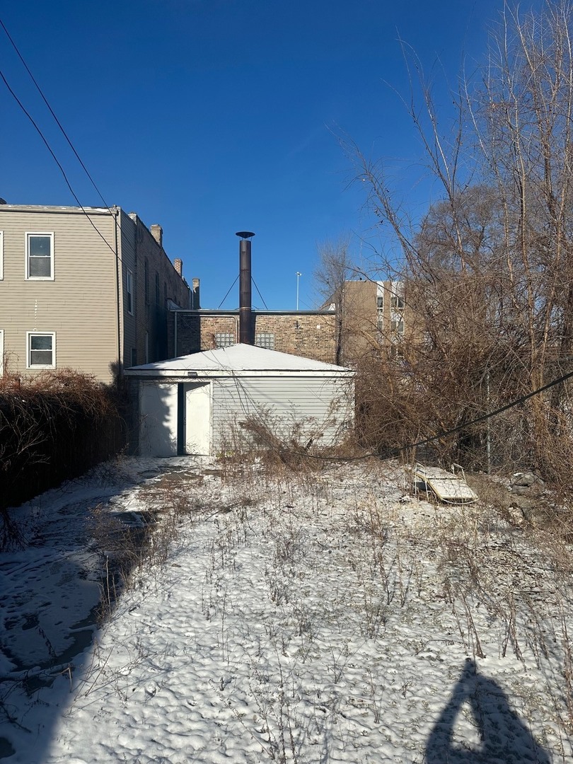 3217 S Archer Avenue