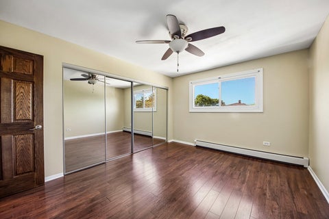 Tiny photo for 8970 N Parkside Avenue #304, Des Plaines, IL 60016 (MLS # 12785901)