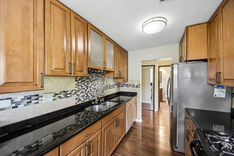 Tiny photo for 8970 N Parkside Avenue #304, Des Plaines, IL 60016 (MLS # 12785901)