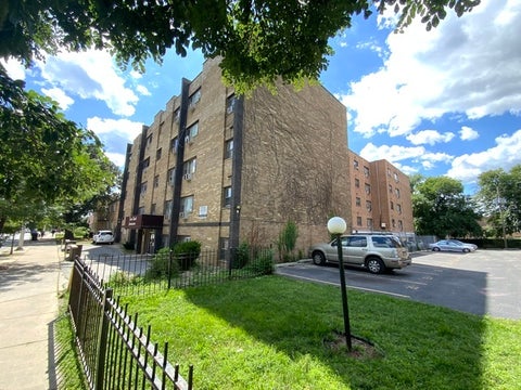 Tiny photo for 7854 S South Shore Drive #514, Chicago, IL 60649 (MLS # 12781676)