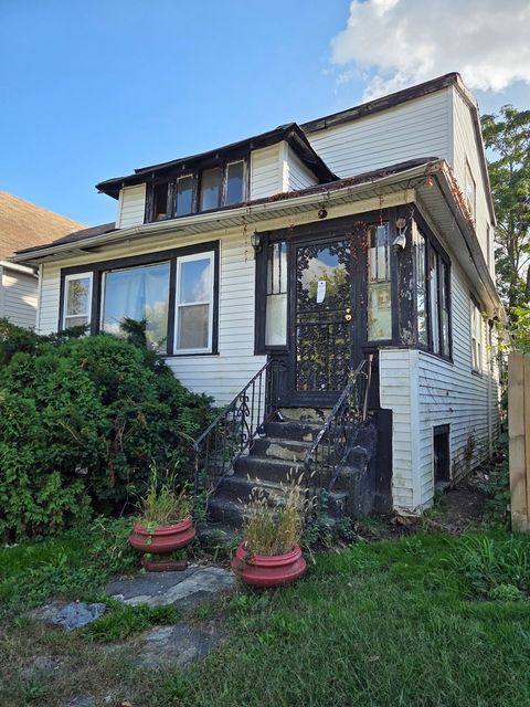 Tiny photo for 1745 W Steuben Street, Chicago, IL 60643 (MLS # 12477757)