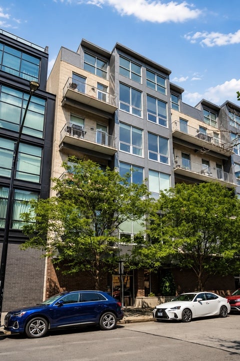 Photo of 16 N Carpenter Street #4N, Chicago, IL 60607 (MLS # 12748166)