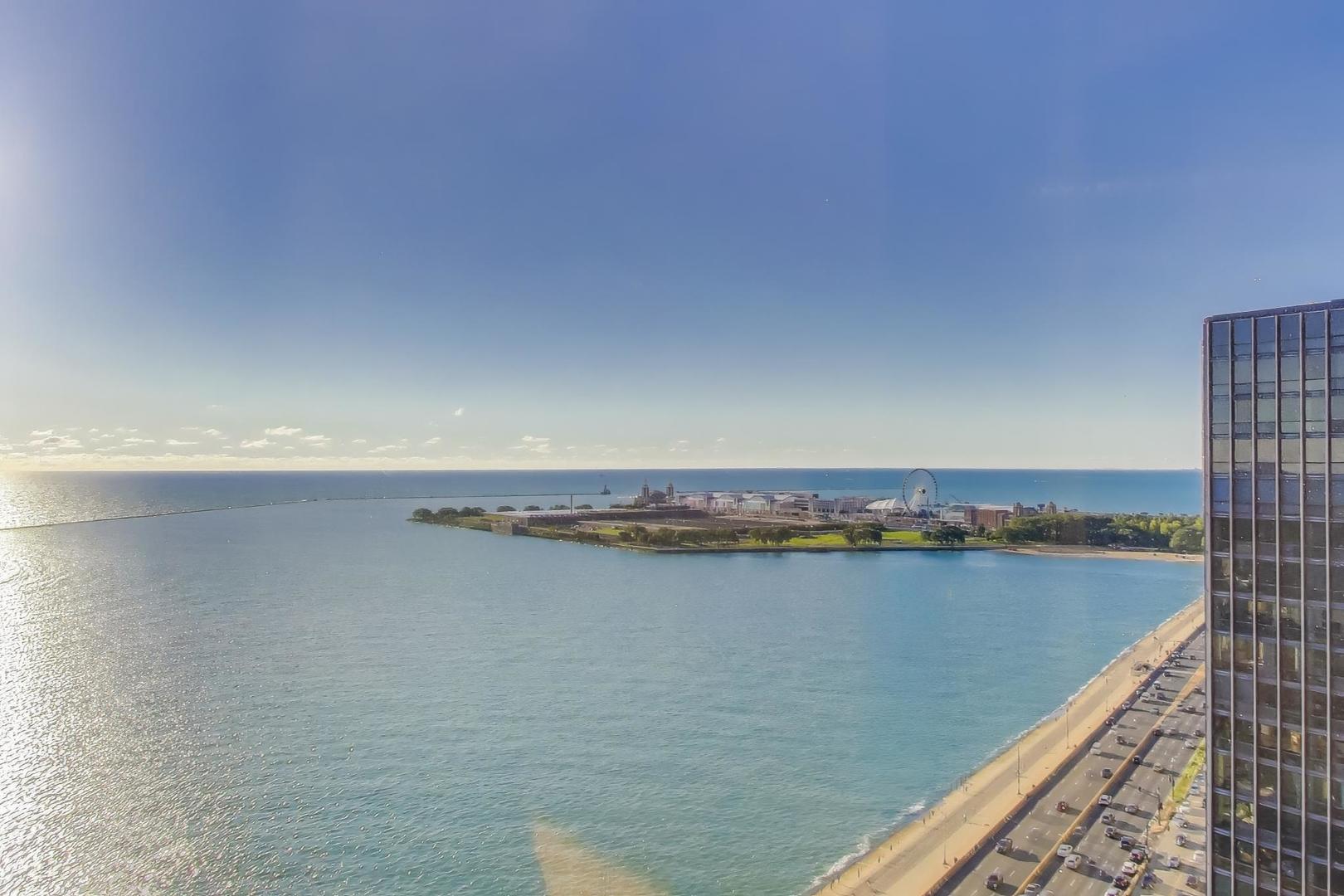 990 N Lake Shore Drive 26A