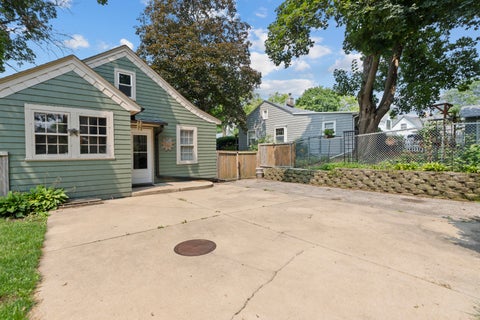 Tiny photo for 822 N Madison Street, Woodstock, IL 60098 (MLS # 12747638)