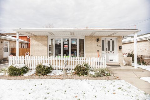 Photo of 5804 S Kenton Avenue, Chicago, IL 60629 (MLS # 12516673)