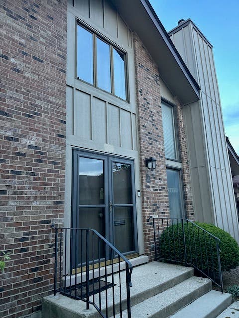 Tiny photo for 12 Kent Court, Willowbrook, IL 60527 (MLS # 12686679)