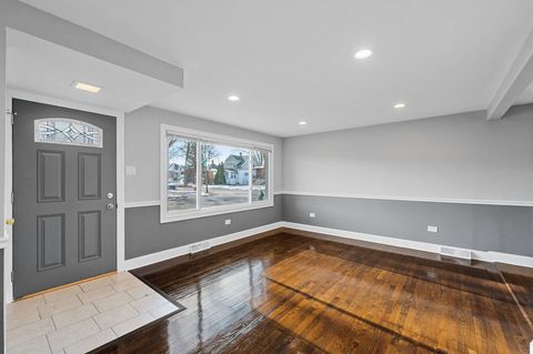 Tiny photo for 13059 S Buffalo Avenue, Chicago, IL 60633 (MLS # 12534270)