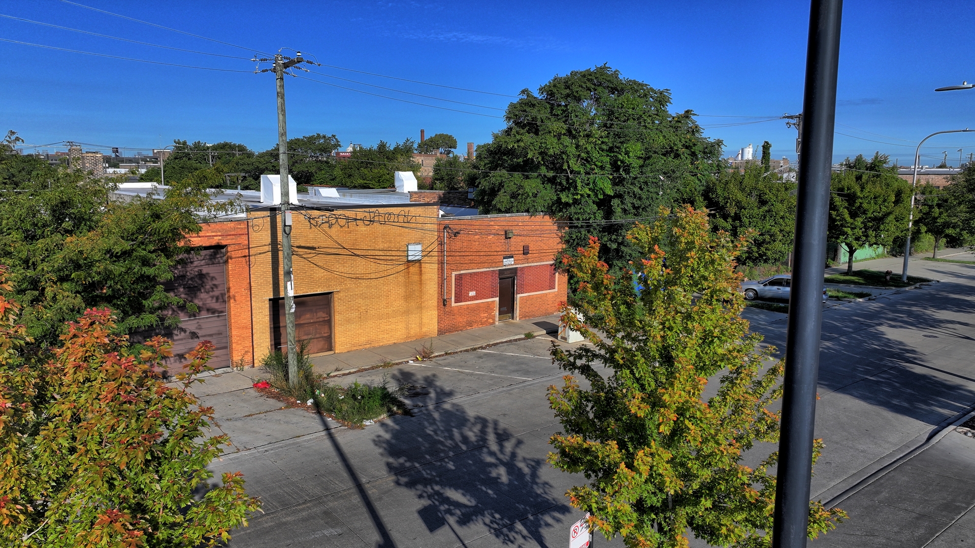1618-22 N Throop Street