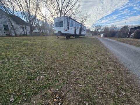 Tiny photo for 306 S Thomas Street, Christopher, IL 62822 (MLS # 12552728)