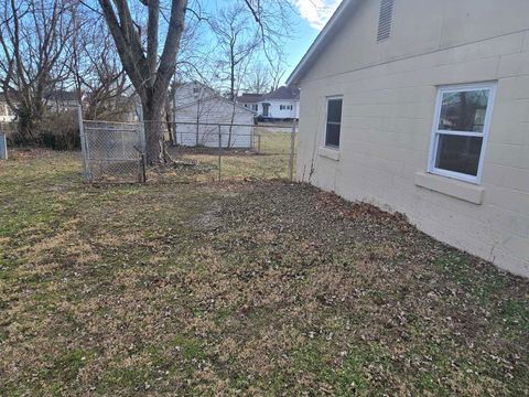 Tiny photo for 306 S Thomas Street, Christopher, IL 62822 (MLS # 12552728)