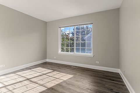 Tiny photo for 161 Lucerne Court, Wheeling, IL 60090 (MLS # 12491165)