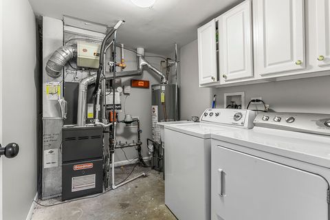 Tiny photo for 161 Lucerne Court, Wheeling, IL 60090 (MLS # 12491165)