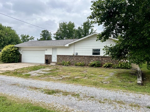 Tiny photo for 207 W 13TH Street, Johnston City, IL 62951 (MLS # 12719092)