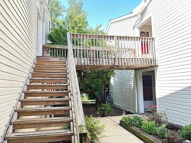 1964 Kenilworth Circle F
