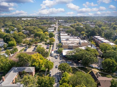 Tiny photo for 2135 Central Street #3W, Evanston, IL 60201 (MLS # 12477681)