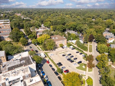 Tiny photo for 2135 Central Street #3W, Evanston, IL 60201 (MLS # 12477681)