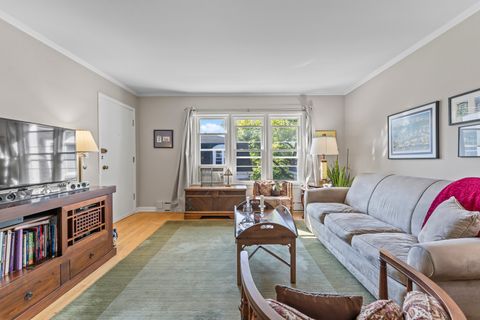 Tiny photo for 2135 Central Street #3W, Evanston, IL 60201 (MLS # 12477681)