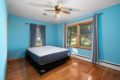 Tiny photo for 2944 Lincoln Highway, Chicago Heights, IL 60411 (MLS # 12500402)