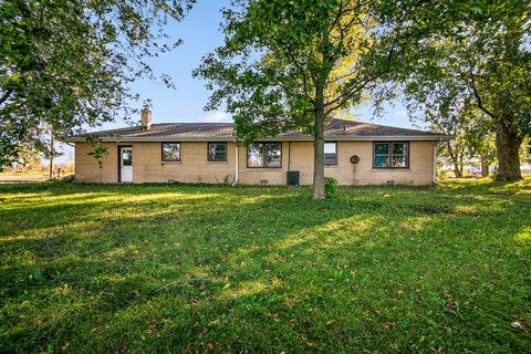 Tiny photo for 2944 Lincoln Highway, Chicago Heights, IL 60411 (MLS # 12500402)