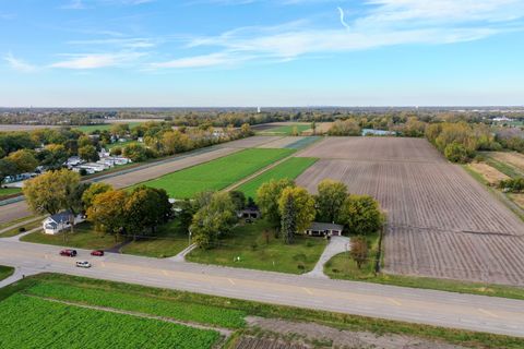 Tiny photo for 2944 Lincoln Highway, Chicago Heights, IL 60411 (MLS # 12500402)