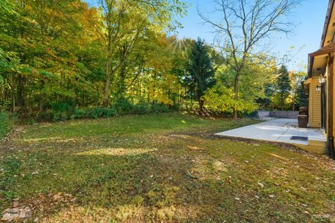 Tiny photo for 97 Crooked Creek Drive, Yorkville, IL 60560 (MLS # 12492296)
