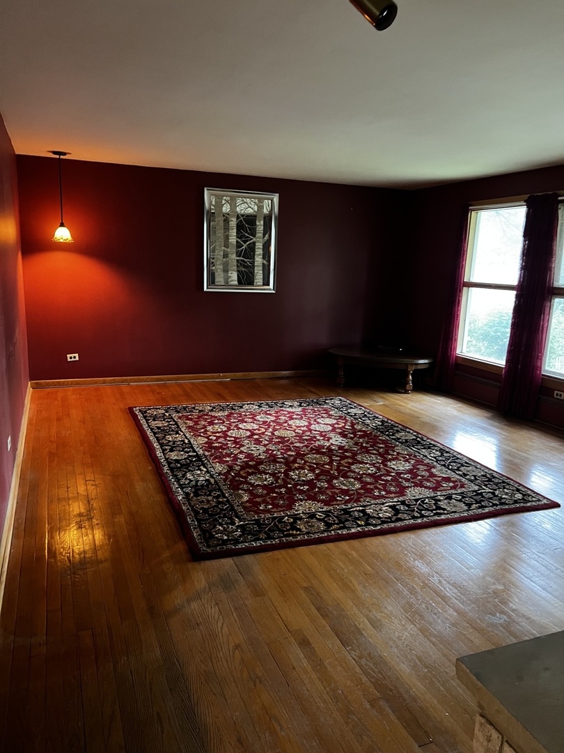 355 Hiawatha Drive