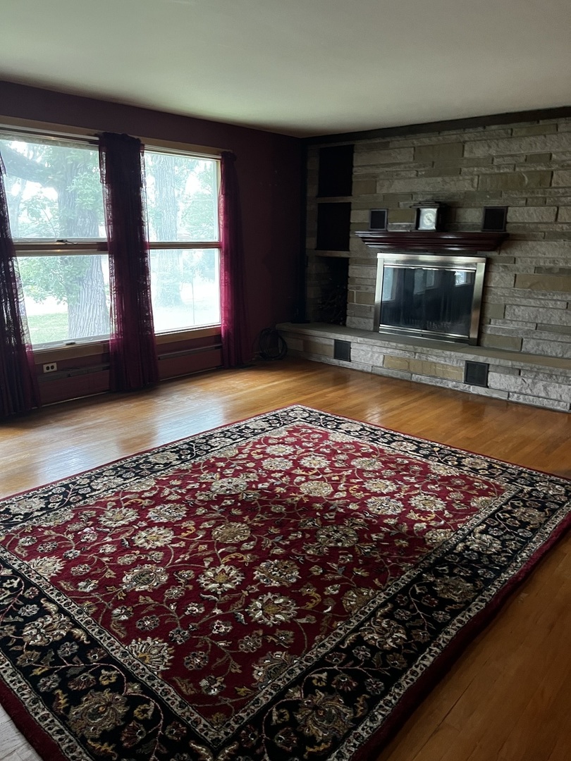 355 Hiawatha Drive