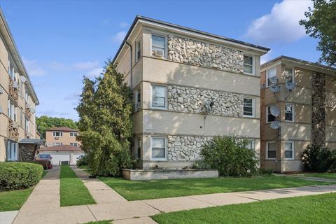 Photo of 8646 W Berwyn Avenue #1N, Chicago, IL 60656 (MLS # 12491339)